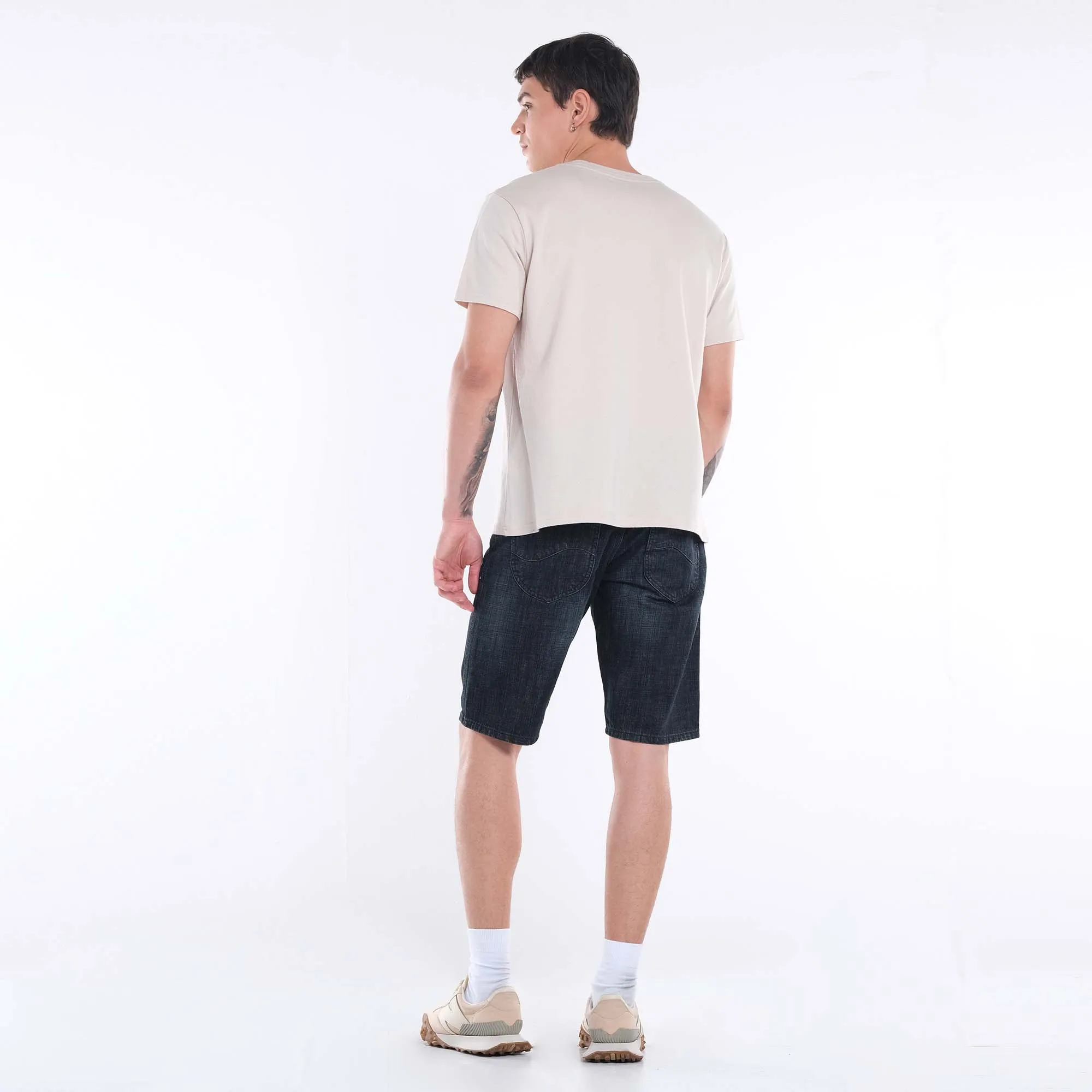 MENS SLIM DENIM SHORTS IN TINTED BLUE